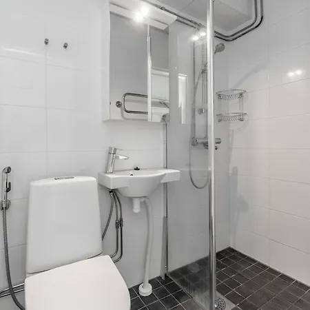 Comfortable Close To Center, Free Parking